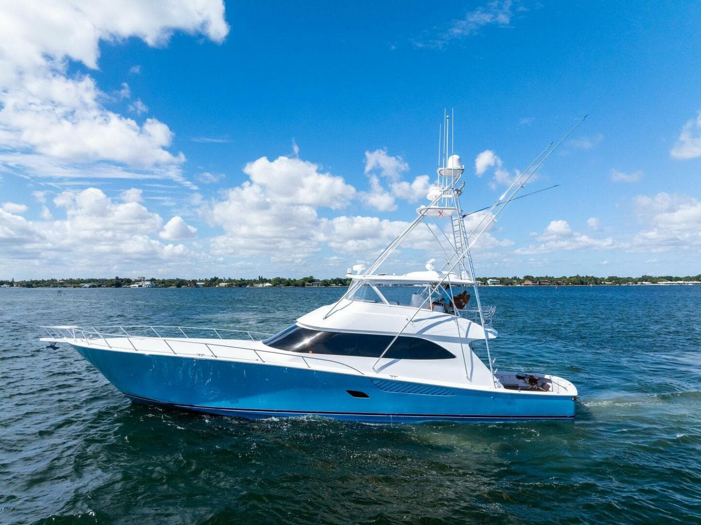 2012 Viking 82 Convertible — photo 125