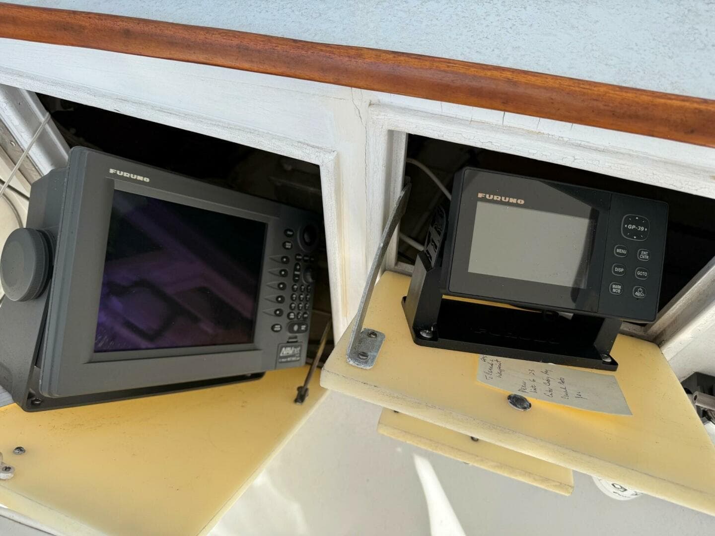 1967 Custom 42’ Flybridge Cruiser — photo 18