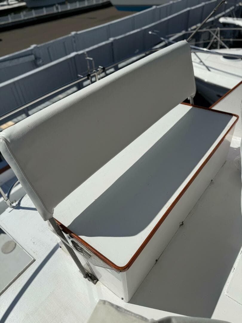 1967 Custom 42’ Flybridge Cruiser — photo 20