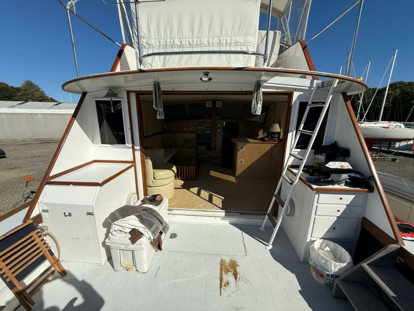 1967 Custom 42’ Flybridge Cruiser — photo 10