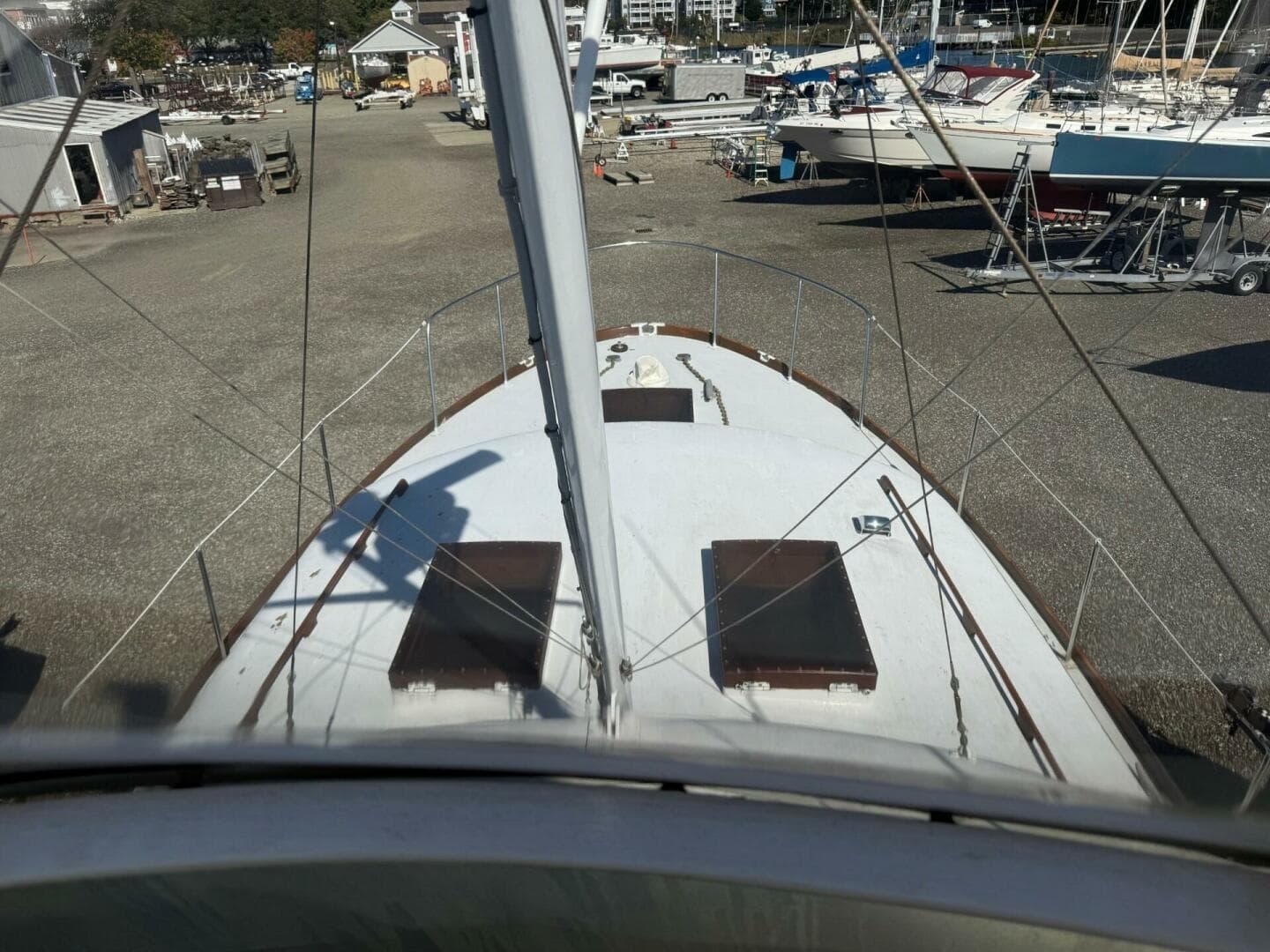 1967 Custom 42’ Flybridge Cruiser — photo 13