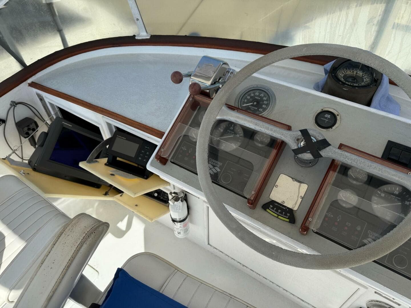 1967 Custom 42’ Flybridge Cruiser — photo 16