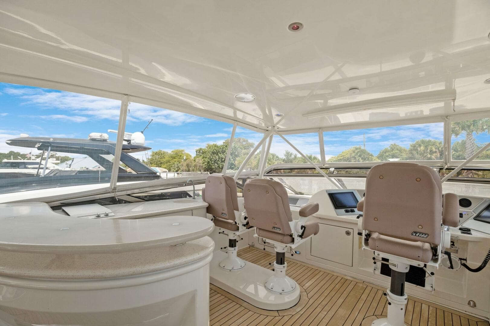 2008 Marquis 690 — photo 49