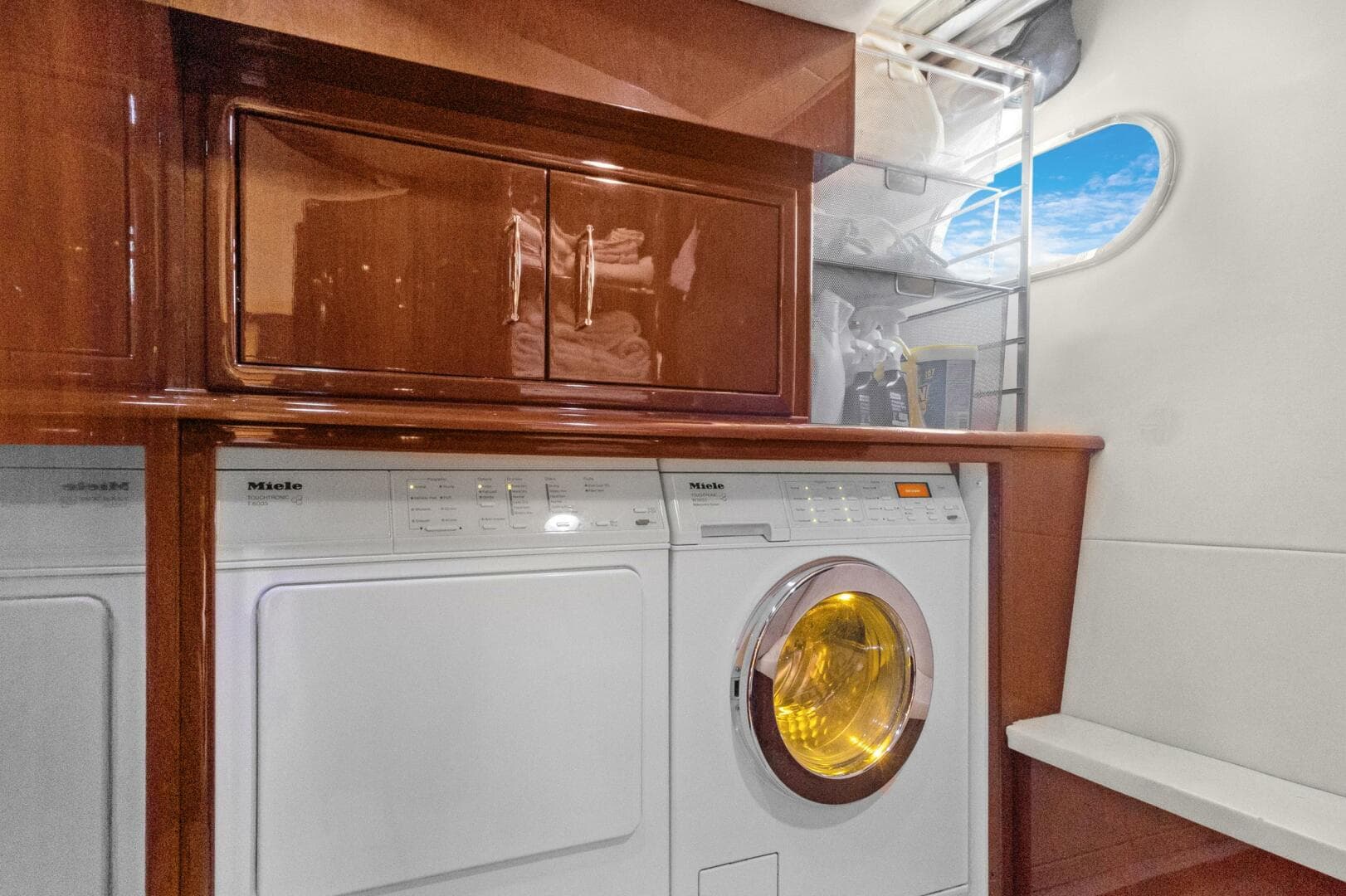 2008 Marquis 690 — photo 41