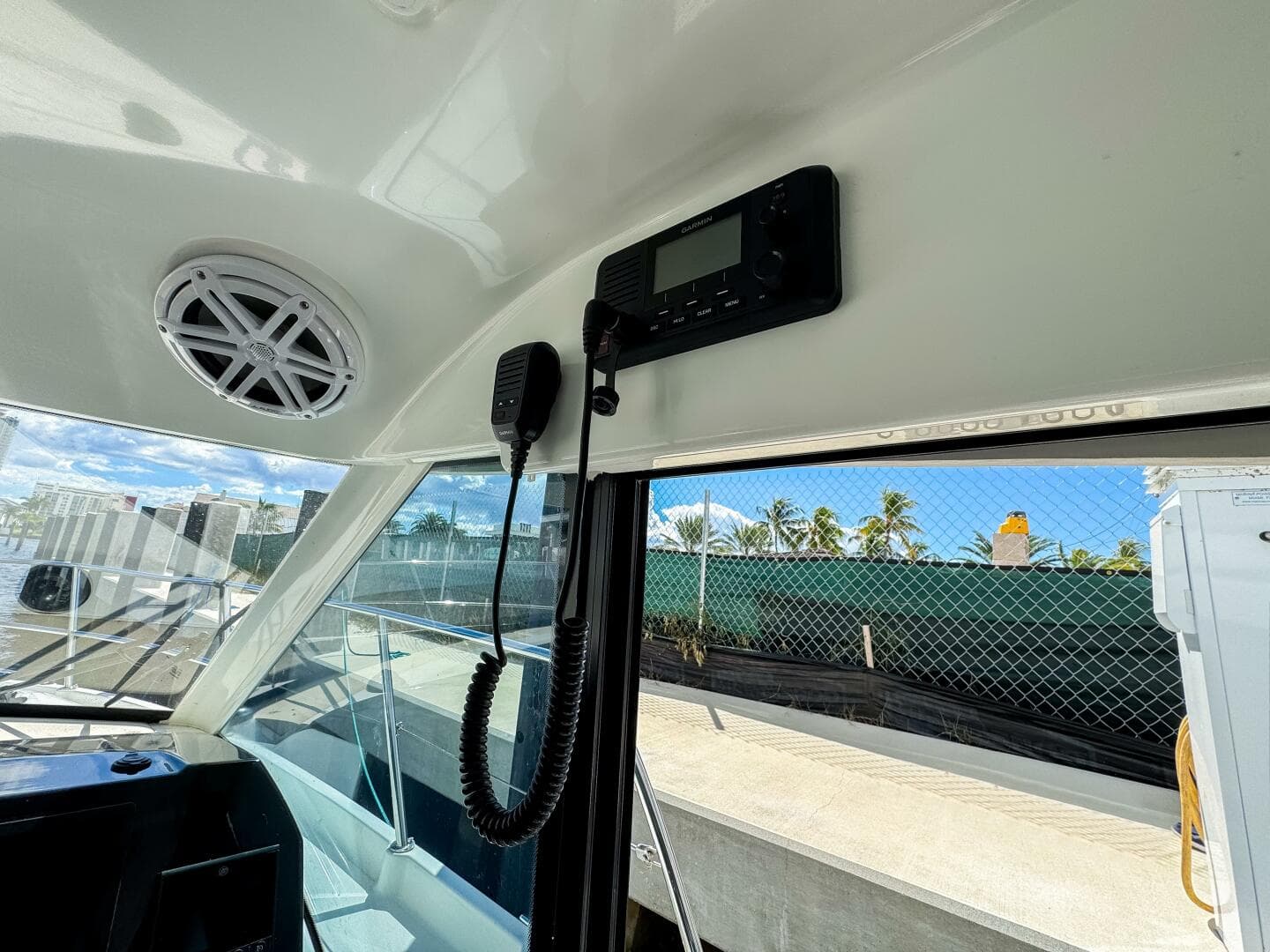 2022 Beneteau Antares 11 — photo 23