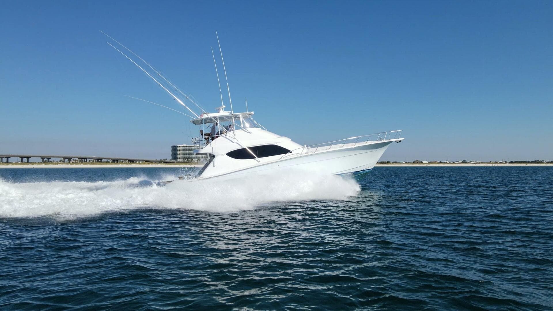 2008 Hatteras 60 Convertible — photo 46