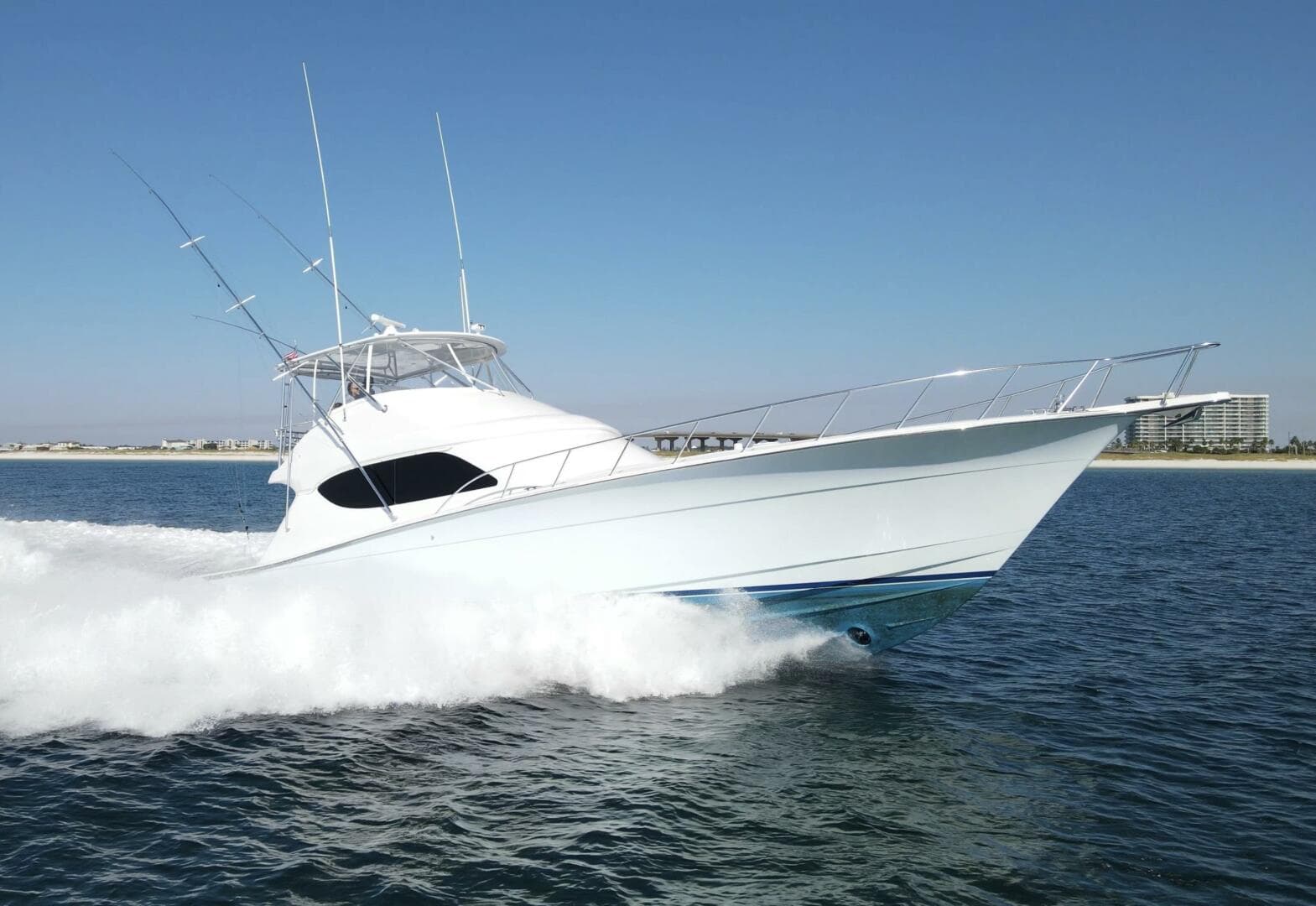 2008 Hatteras 60 Convertible — photo 47
