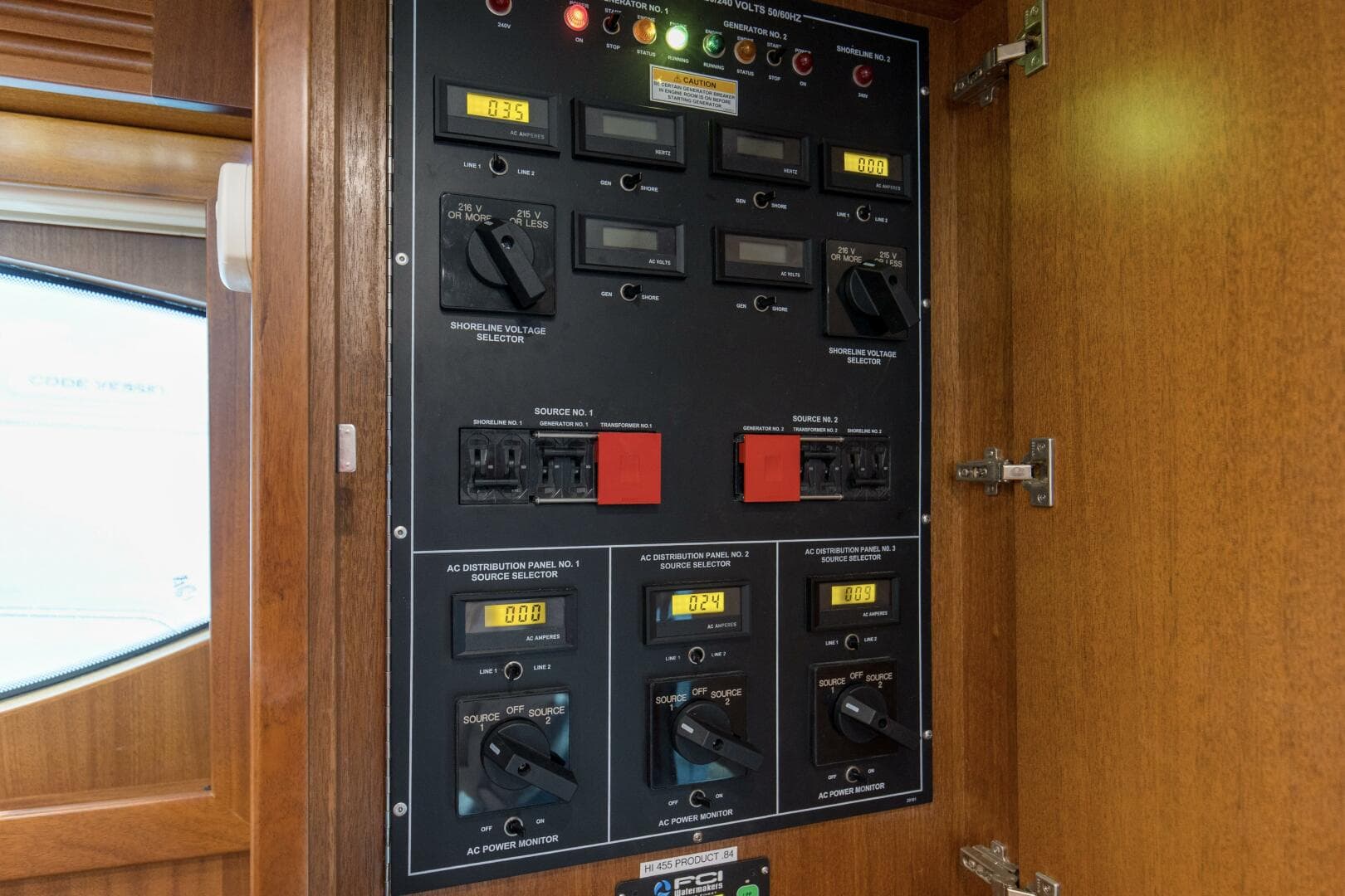 2008 Hatteras 60 Convertible — photo 15