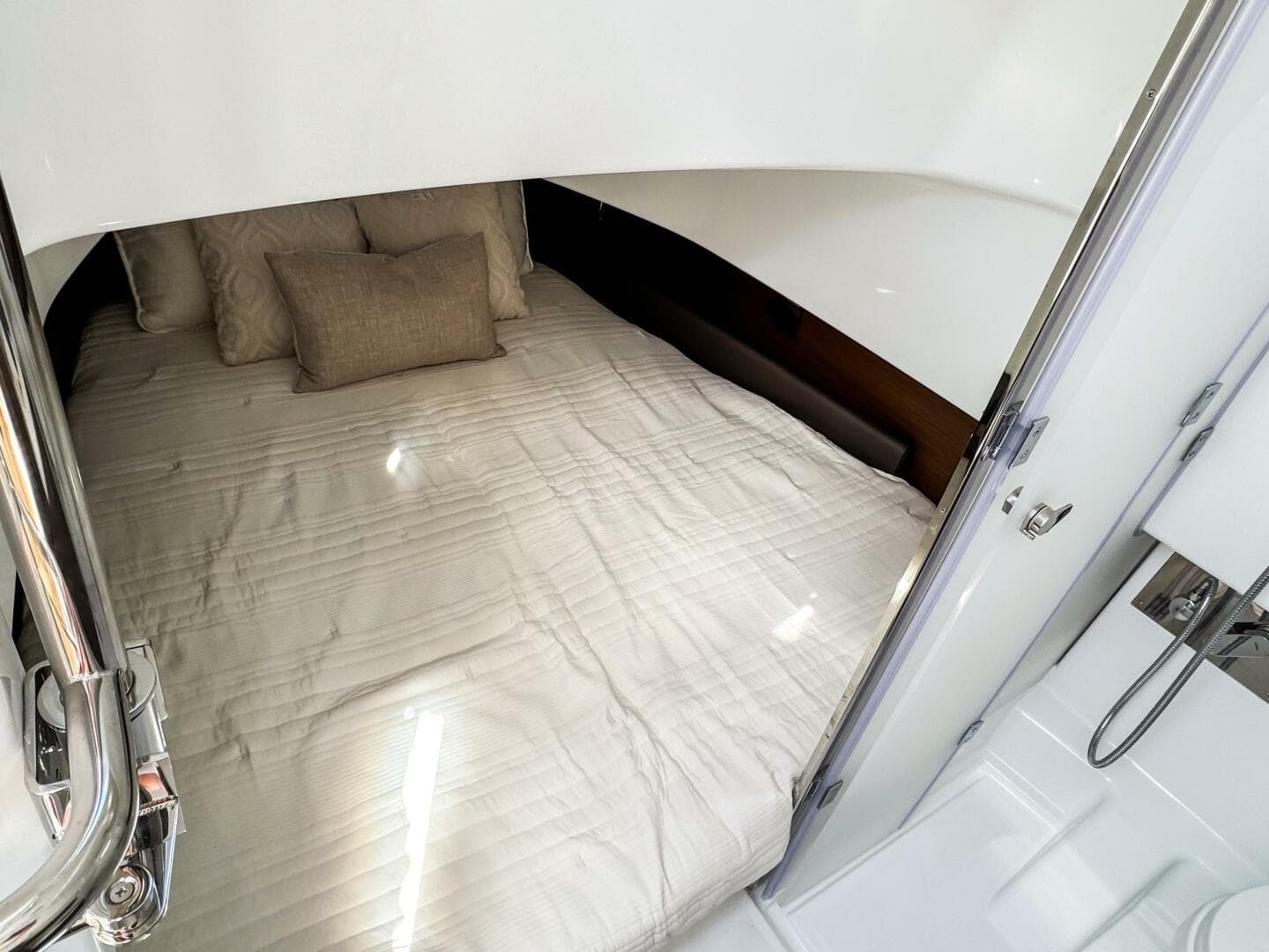 2026 Wellcraft 38 T-Top — photo 24