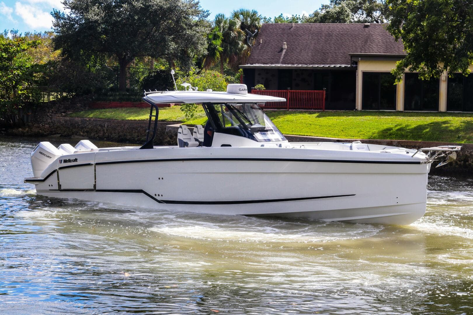 2026 Wellcraft 38 T-Top — photo 4