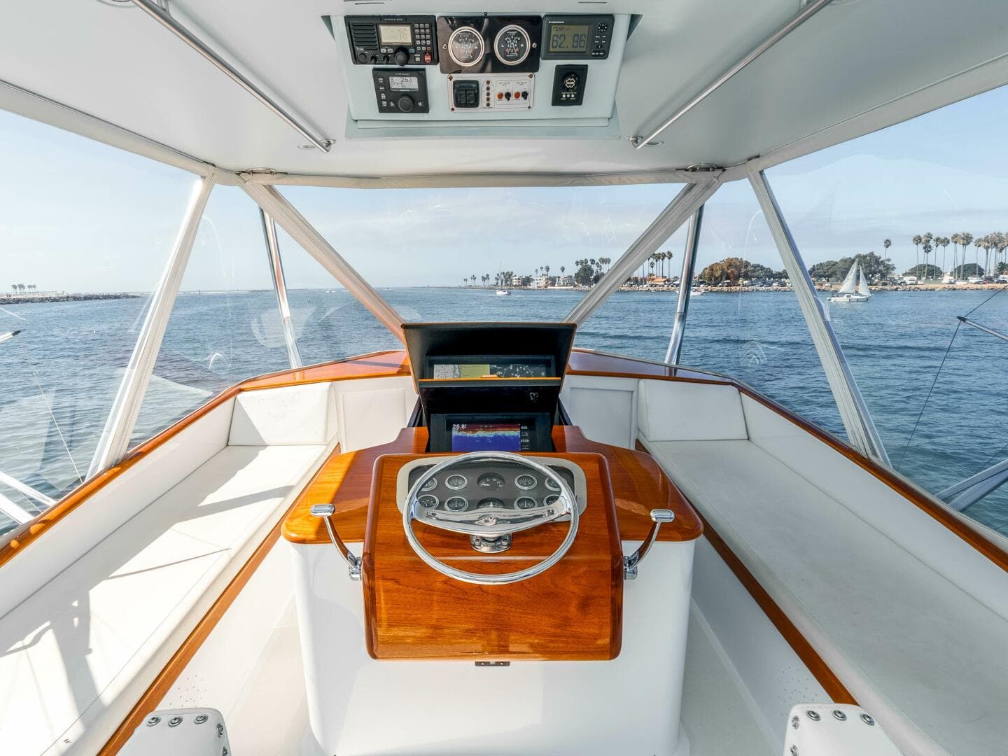 1981 Merritt 55 Convertible — photo 25