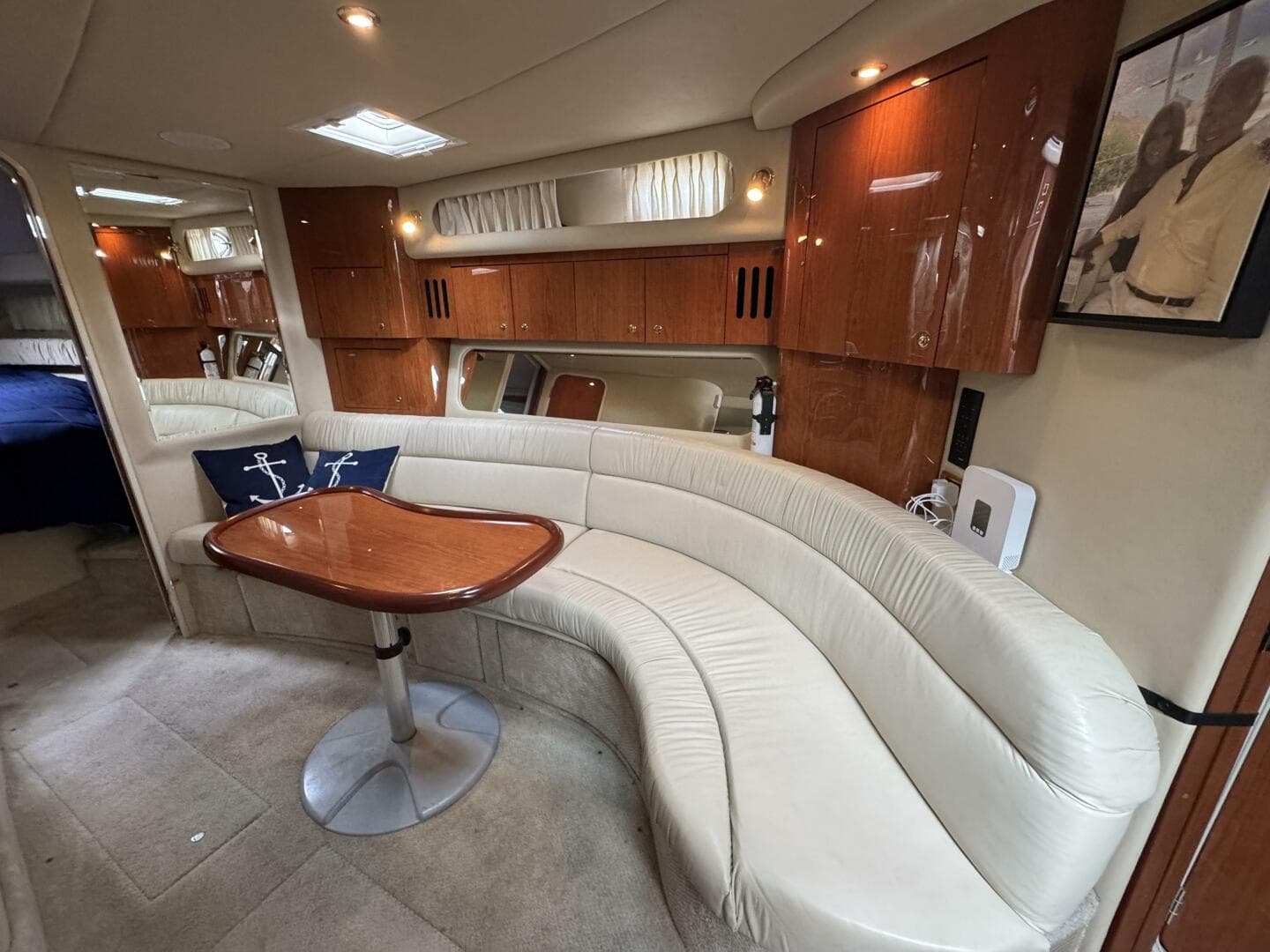 2001 Sea Ray 410 Sundancer — photo 12