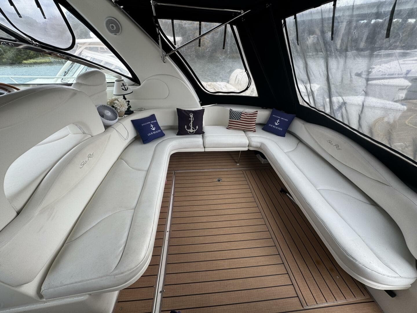 2001 Sea Ray 410 Sundancer — photo 3