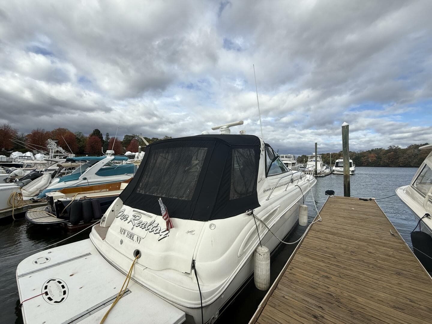 2001 Sea Ray 410 Sundancer — photo 23