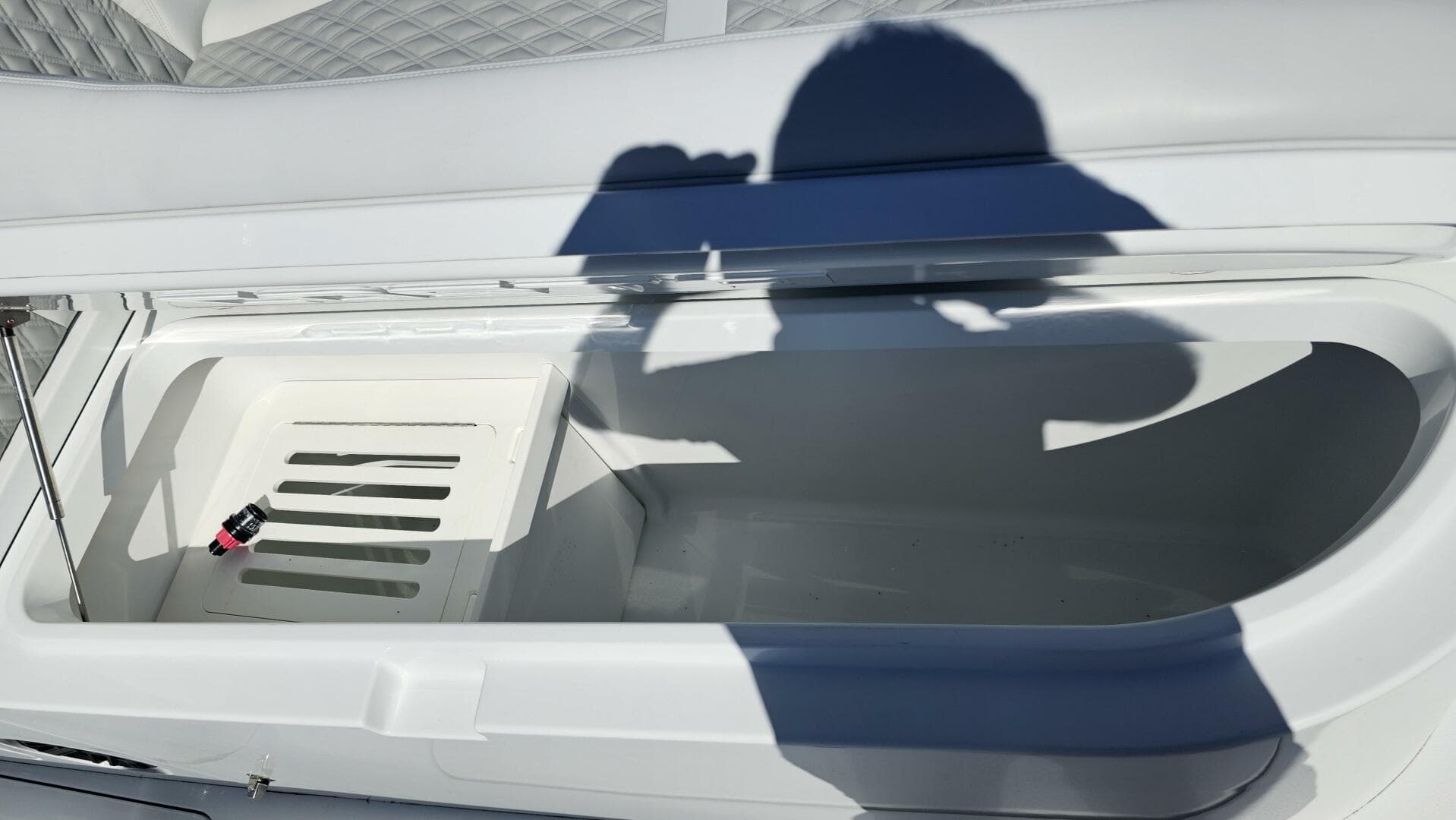 2025 Costa Custom 34 SV — photo 14