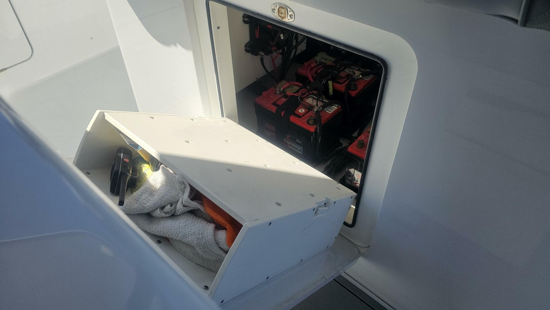 2025 Costa Custom 34 SV — photo 38