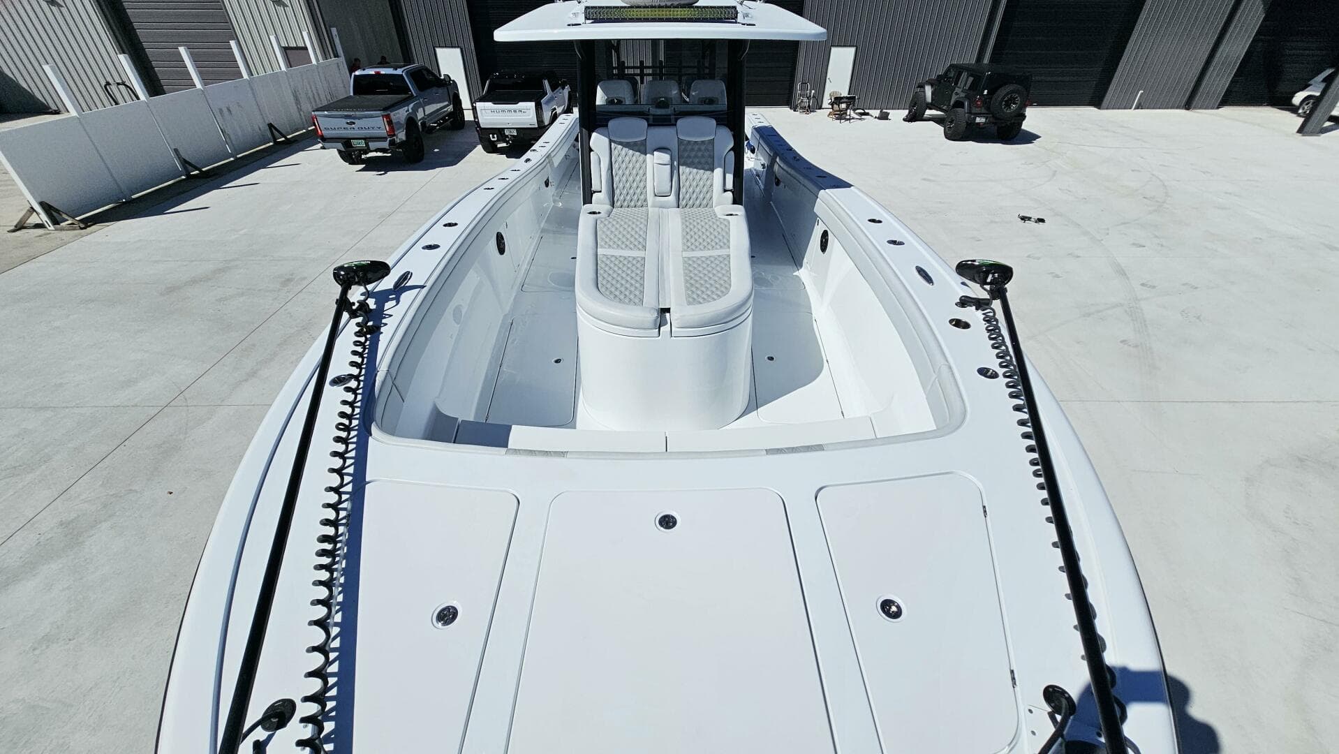 2025 Costa Custom 34 SV — photo 10