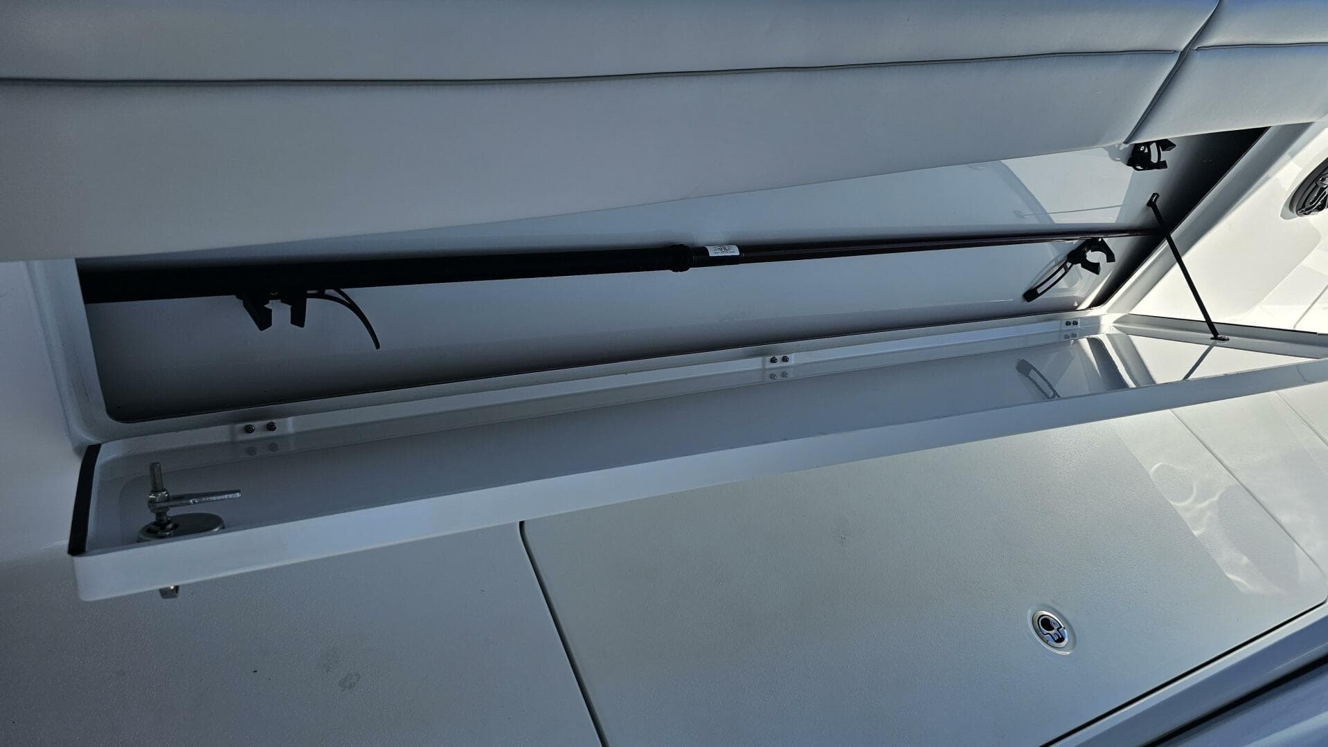 2025 Costa Custom 34 SV — photo 55