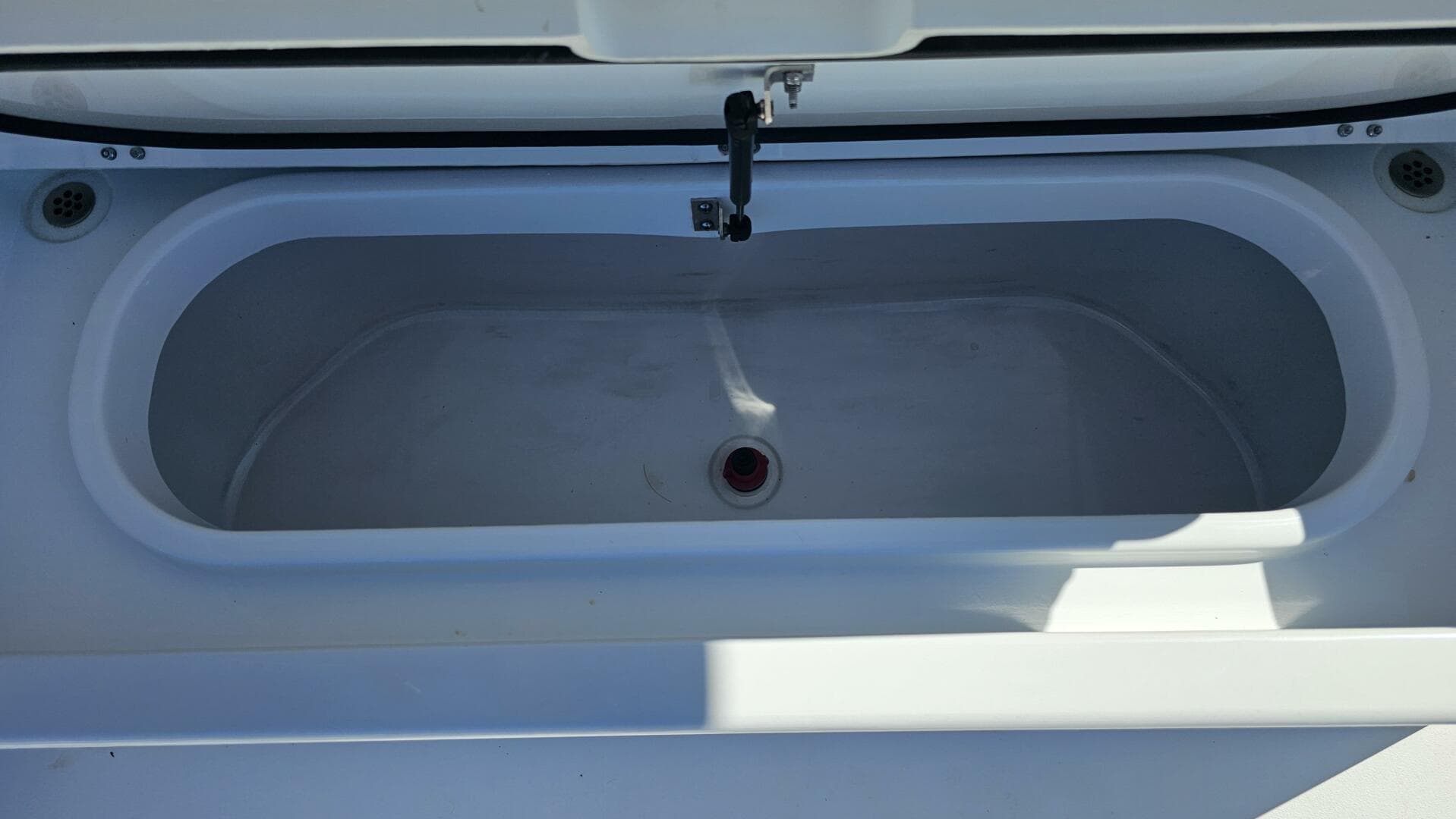 2025 Costa Custom 34 SV — photo 52