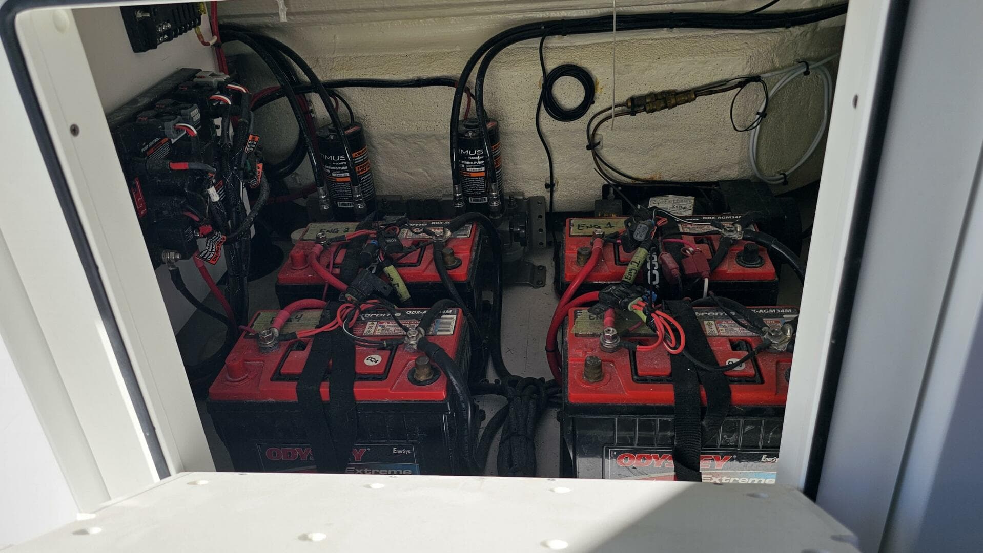 2025 Costa Custom 34 SV — photo 39