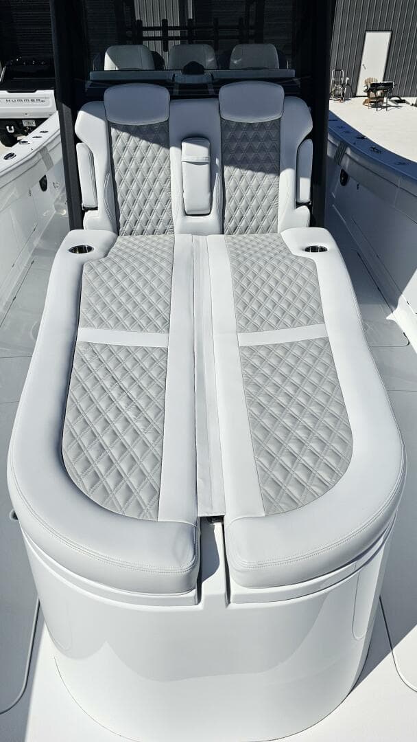 2025 Costa Custom 34 SV — photo 13