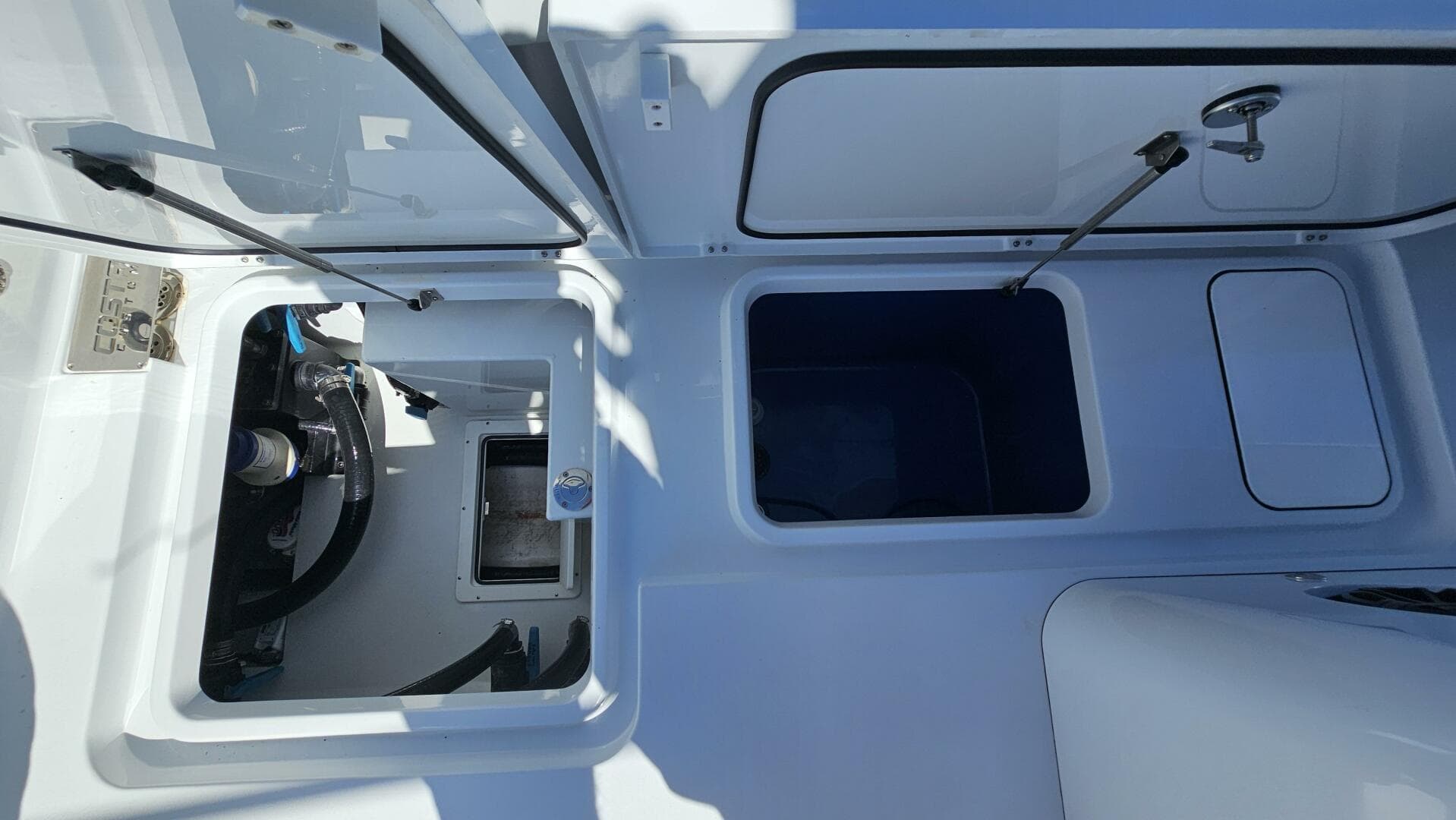 2025 Costa Custom 34 SV — photo 53