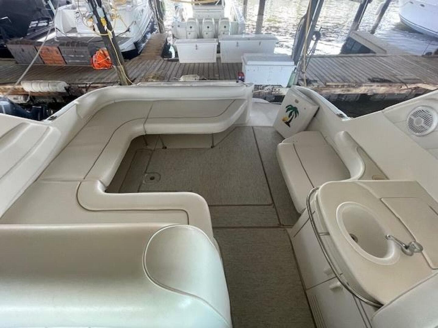 1998 Sea Ray 370 Sundancer — photo 20