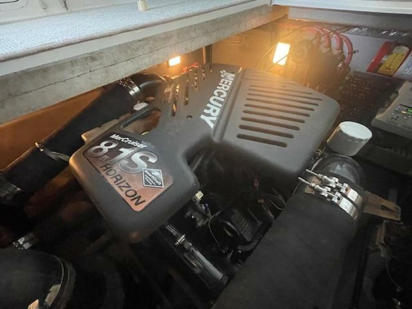 1998 Sea Ray 370 Sundancer — photo 52