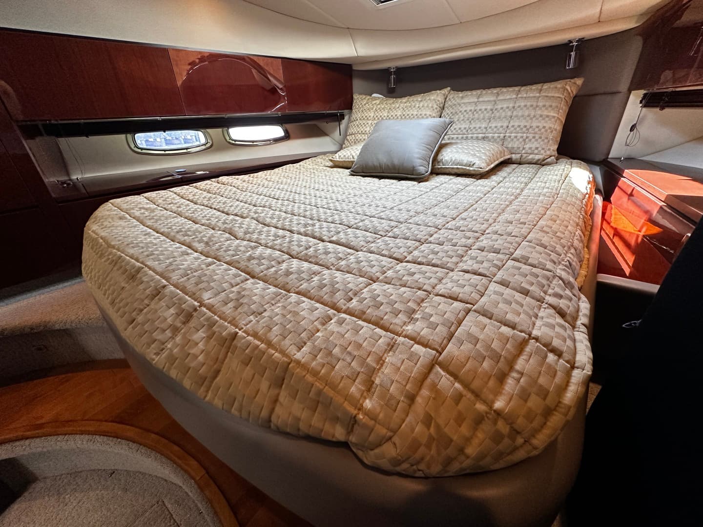 2008 Sea Ray 47 Sedan Bridge — photo 37