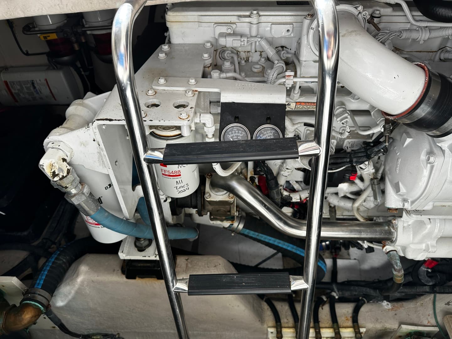 2008 Sea Ray 47 Sedan Bridge — photo 15