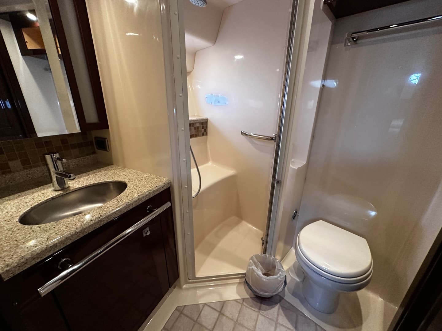 2008 Sea Ray 47 Sedan Bridge — photo 40