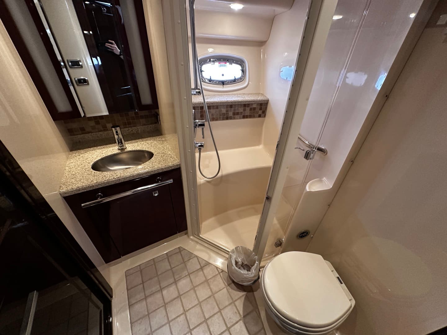 2008 Sea Ray 47 Sedan Bridge — photo 34