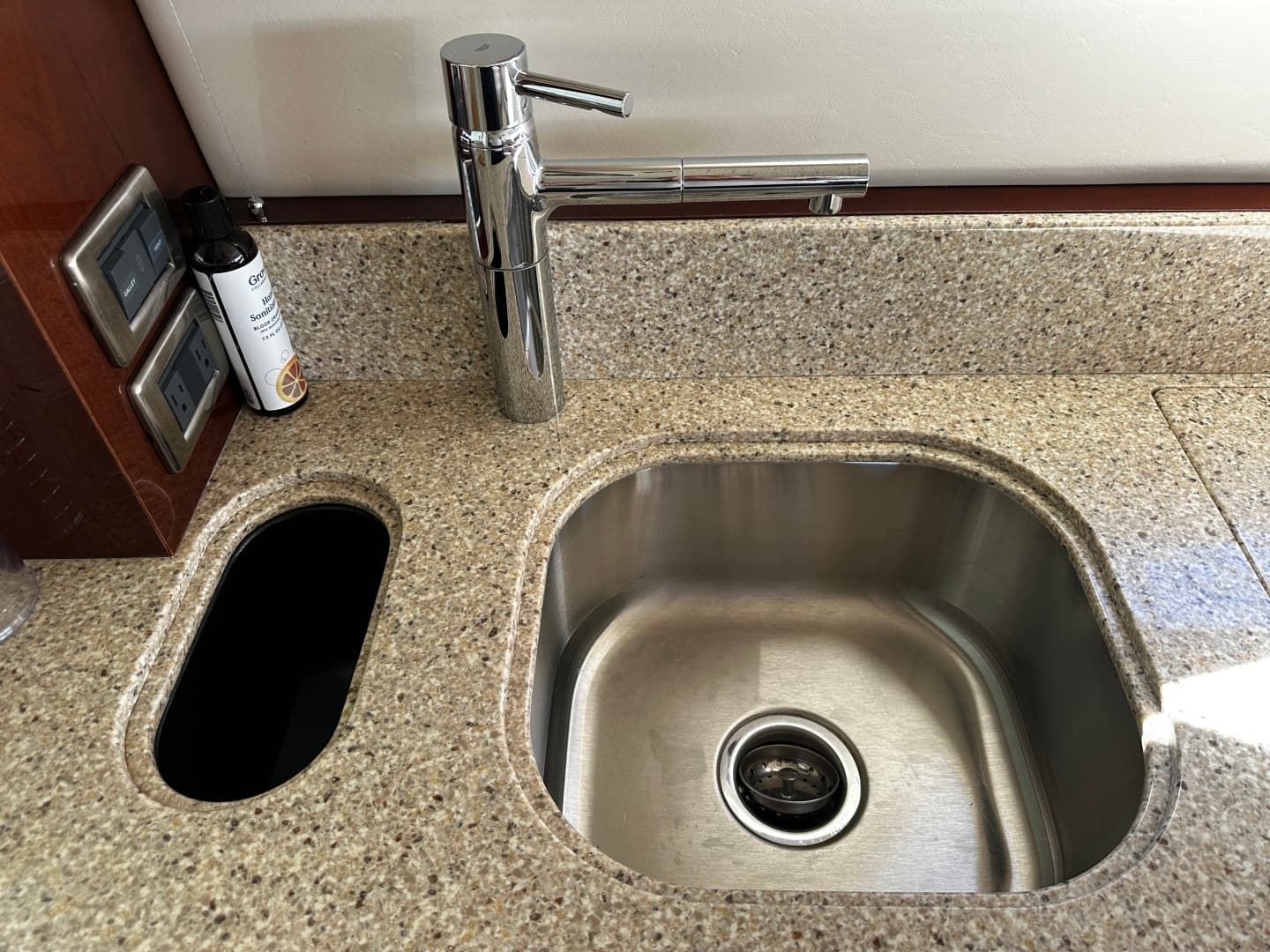 2008 Sea Ray 47 Sedan Bridge — photo 19