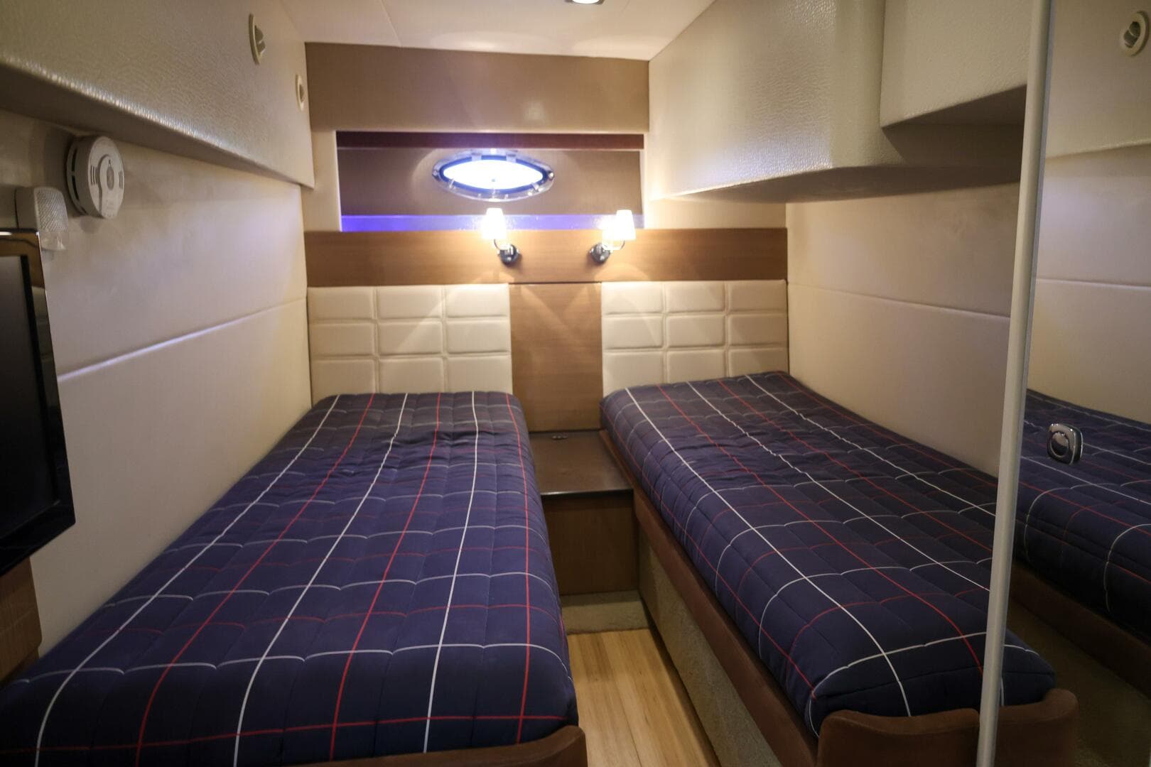 2013 Formula 45 Yacht — photo 49