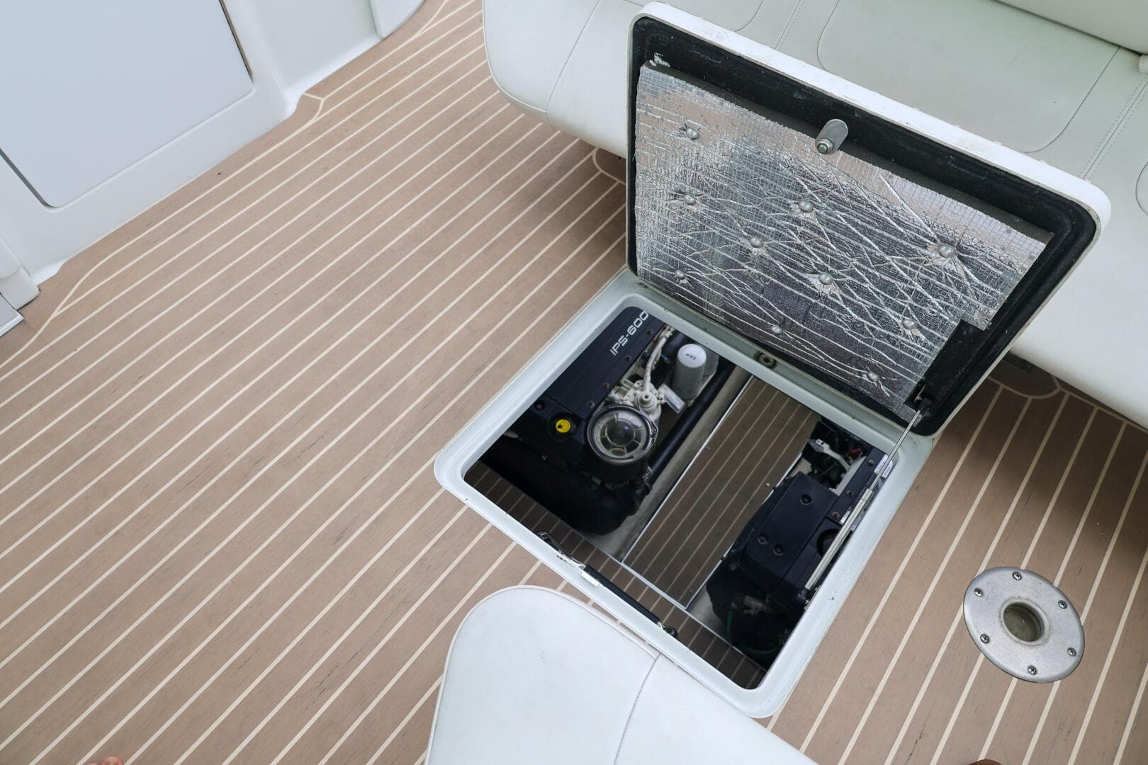 2013 Formula 45 Yacht — photo 20