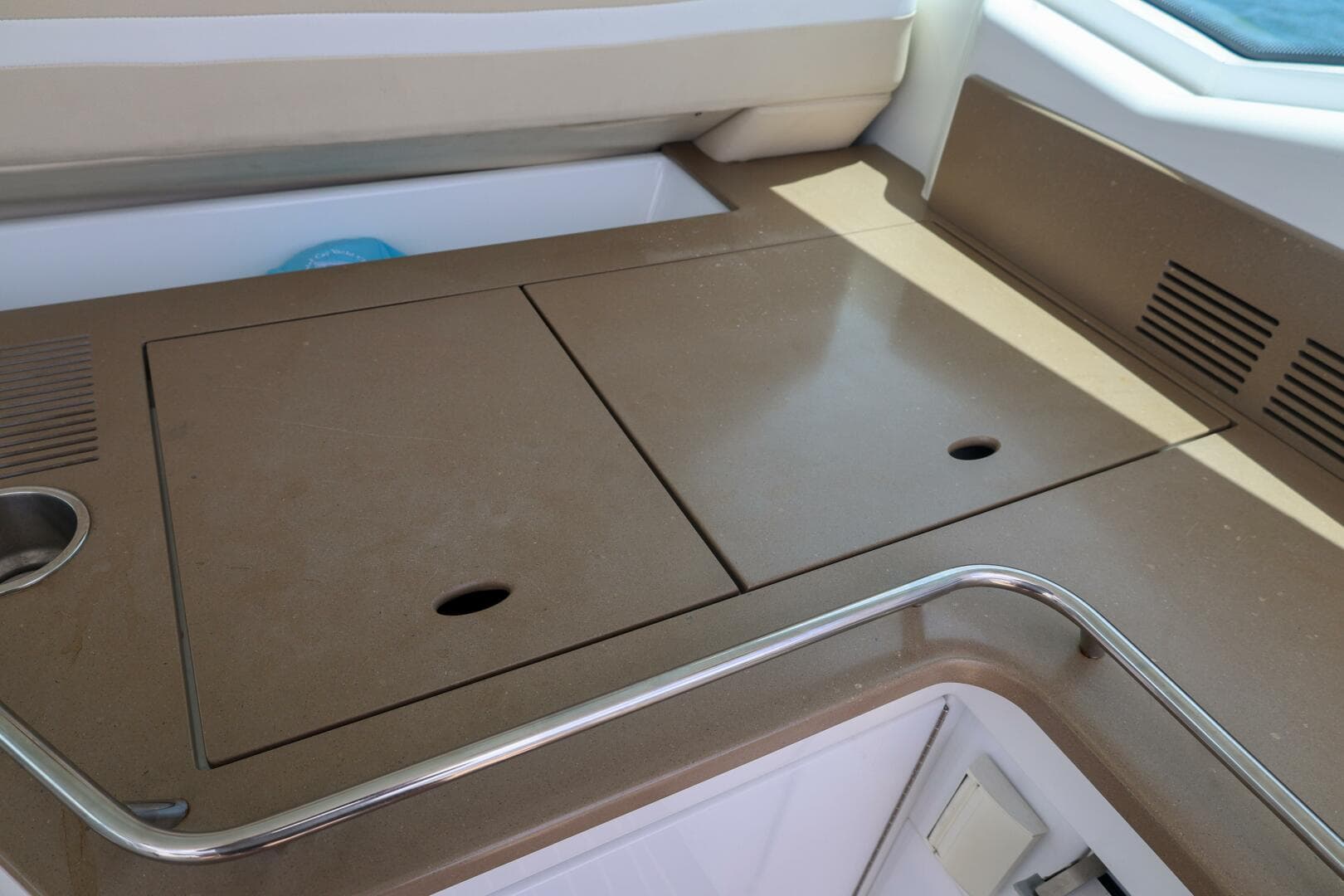 2013 Formula 45 Yacht — photo 22