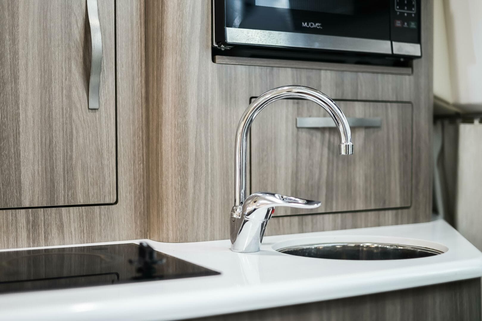 2020 Regal 28 Express — photo 24