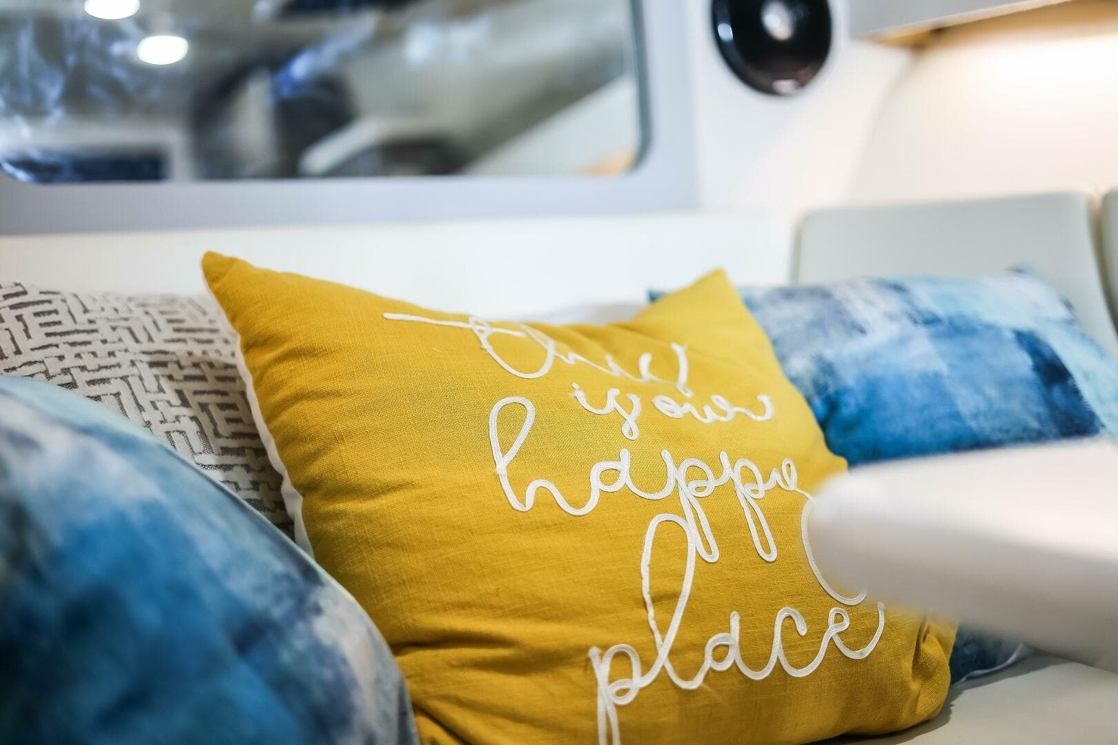 2020 Regal 28 Express — photo 22