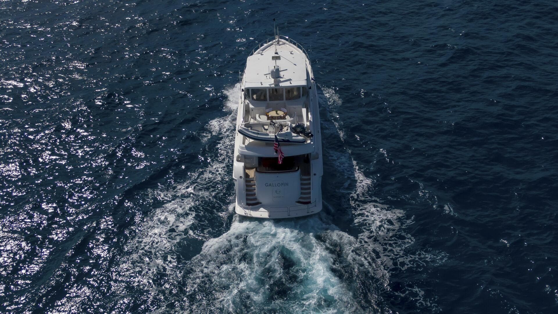 2007 Hatteras 80 — photo 10