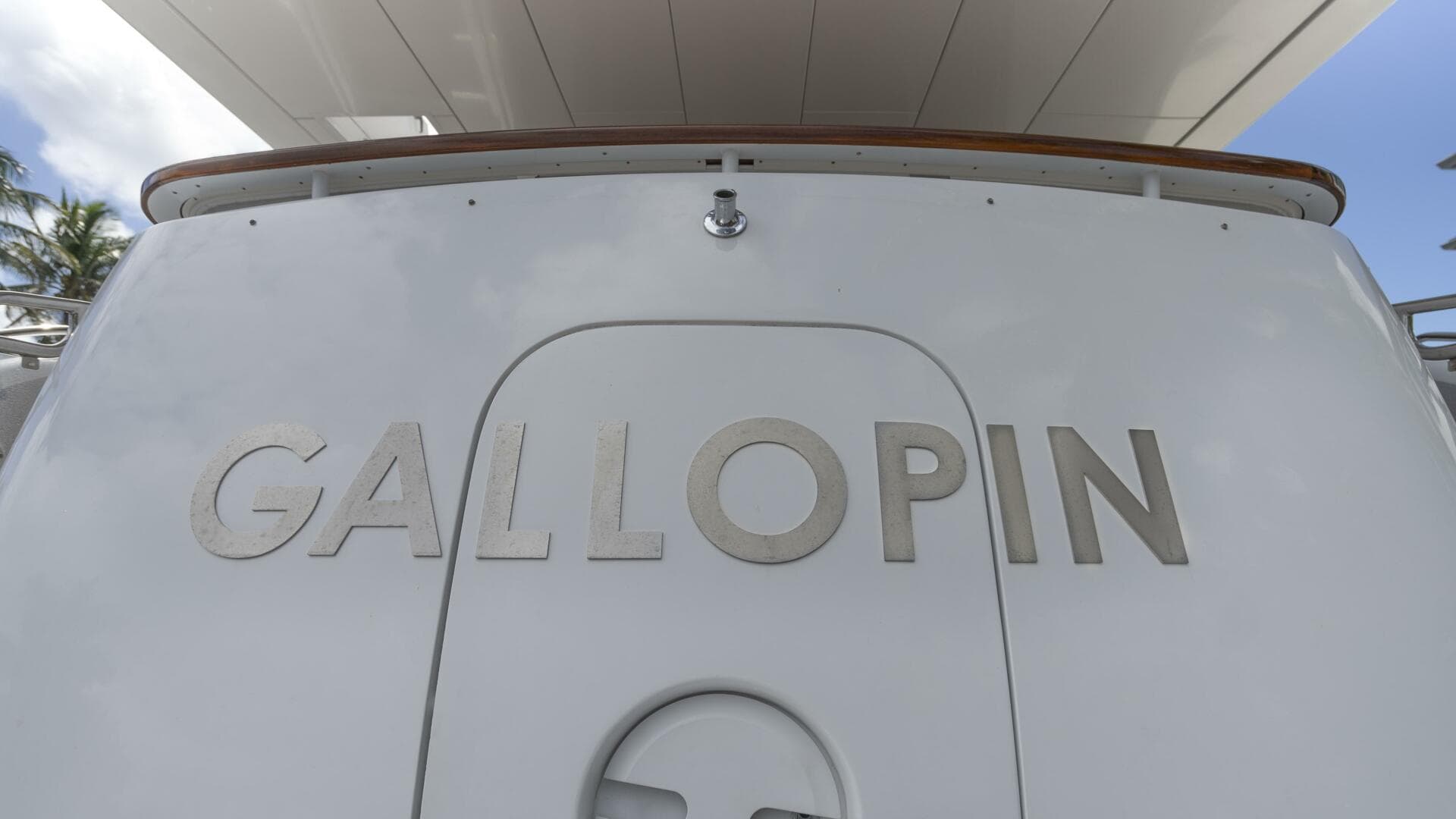 2007 Hatteras 80 — photo 13