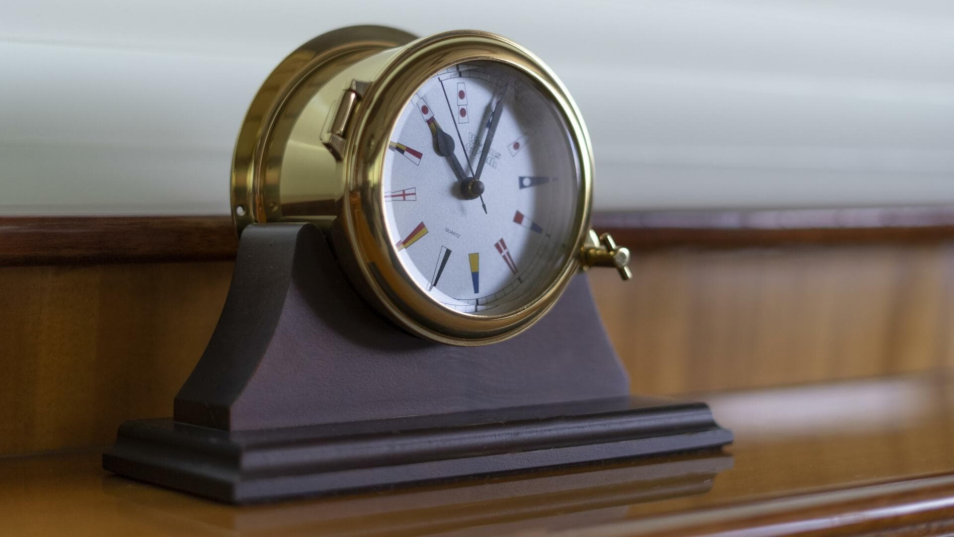 2007 Hatteras 80 — photo 33