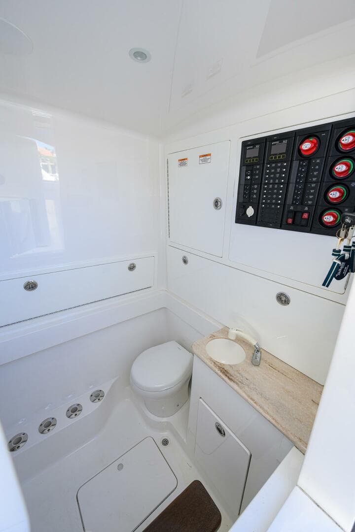 2022 Valhalla Boatworks V-41 — photo 25