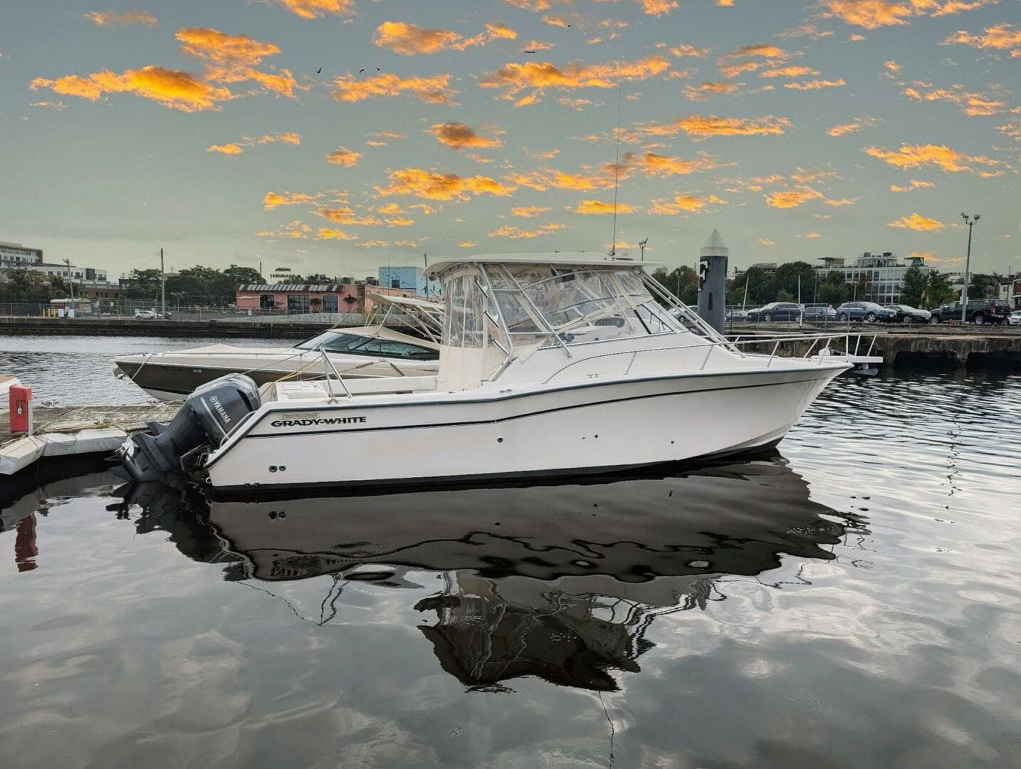 2004 Grady-White 330 Express