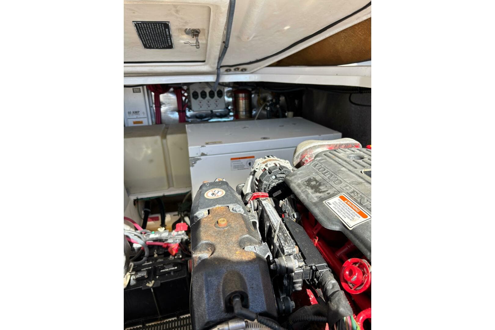 2007 Regal 3760 Sportyacht — photo 54