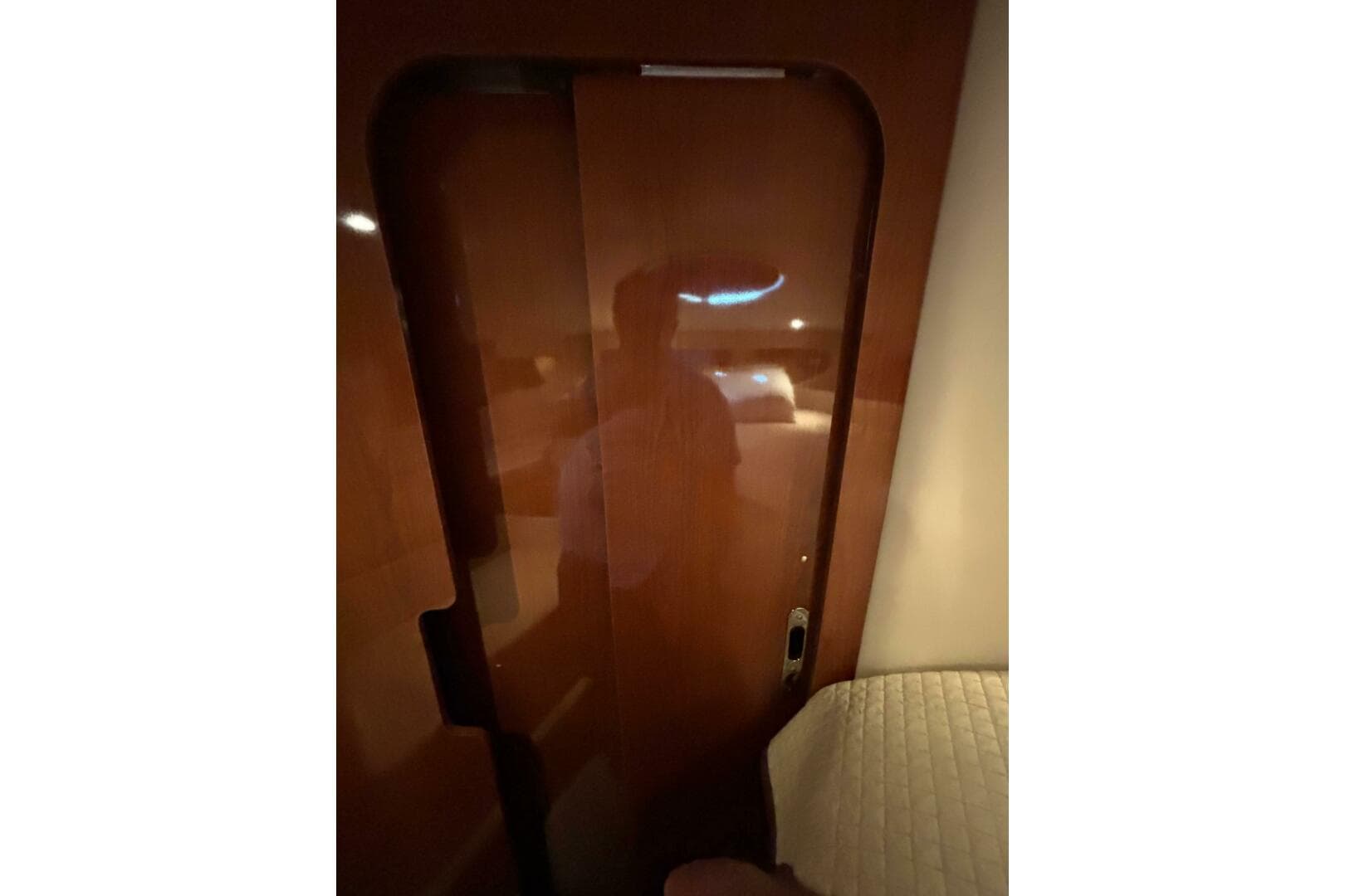 2007 Regal 3760 Sportyacht — photo 41