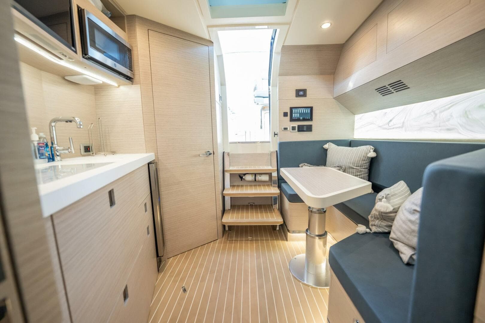 2023 Scout 530 LXF — photo 14