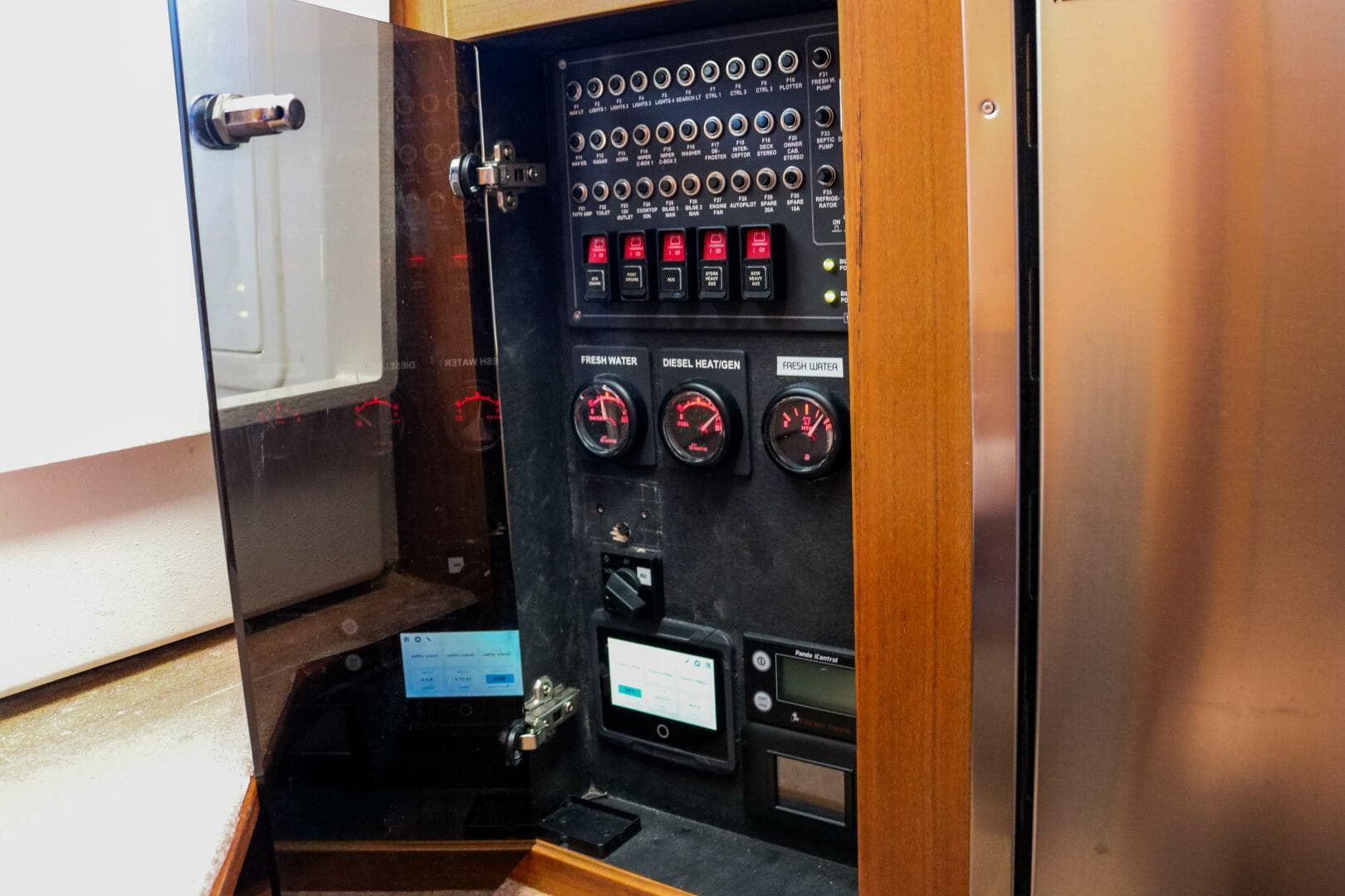 2021 Nimbus C11 — photo 21