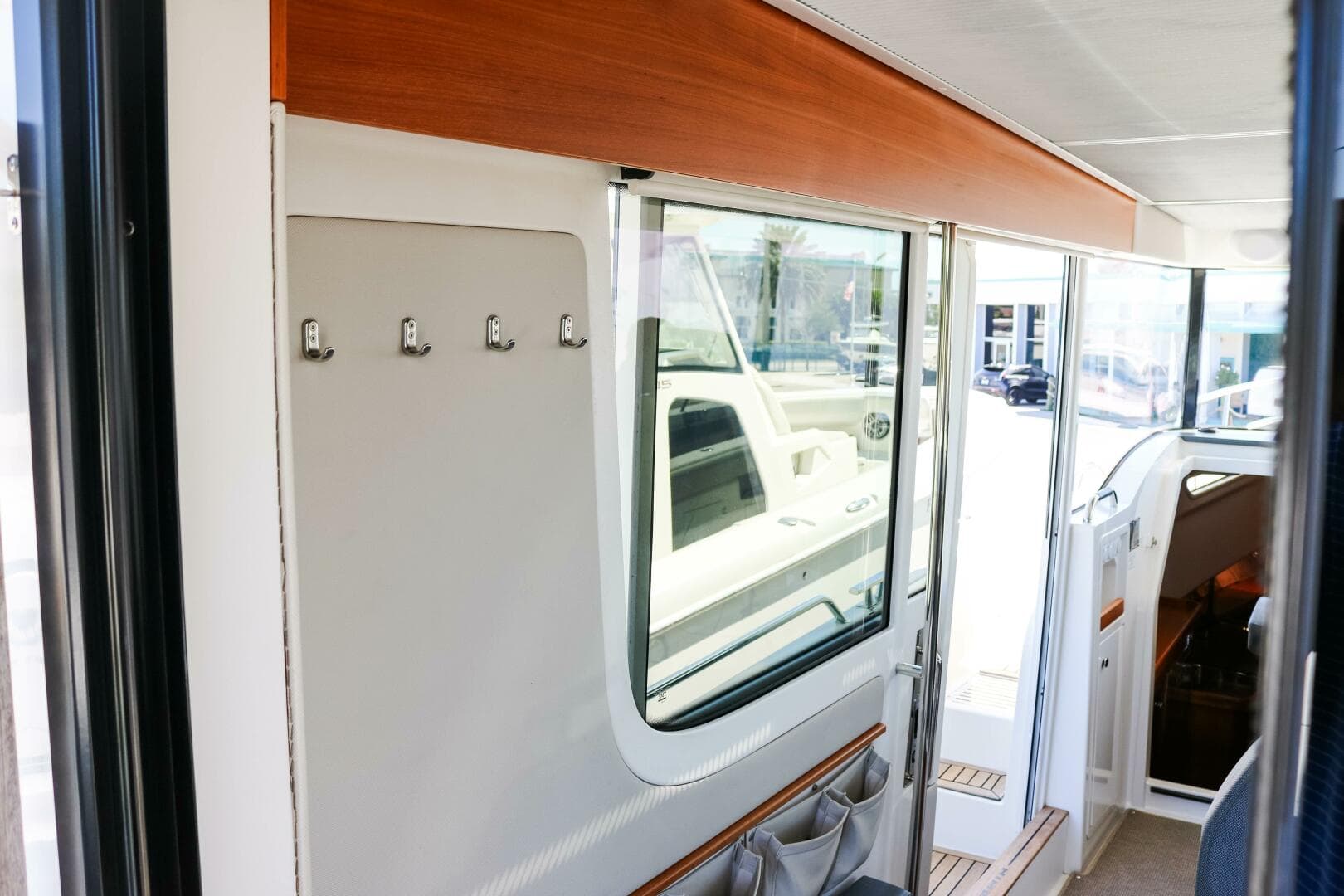 2021 Nimbus C11 — photo 23