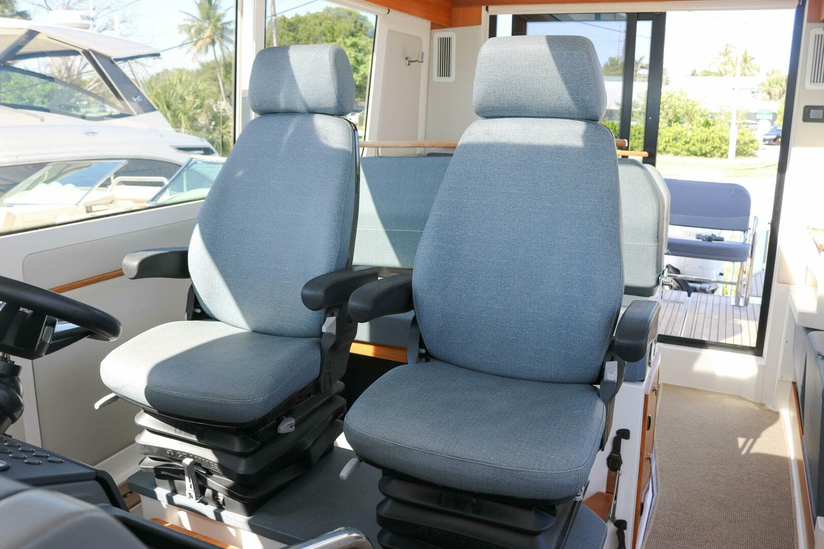 2021 Nimbus C11 — photo 8