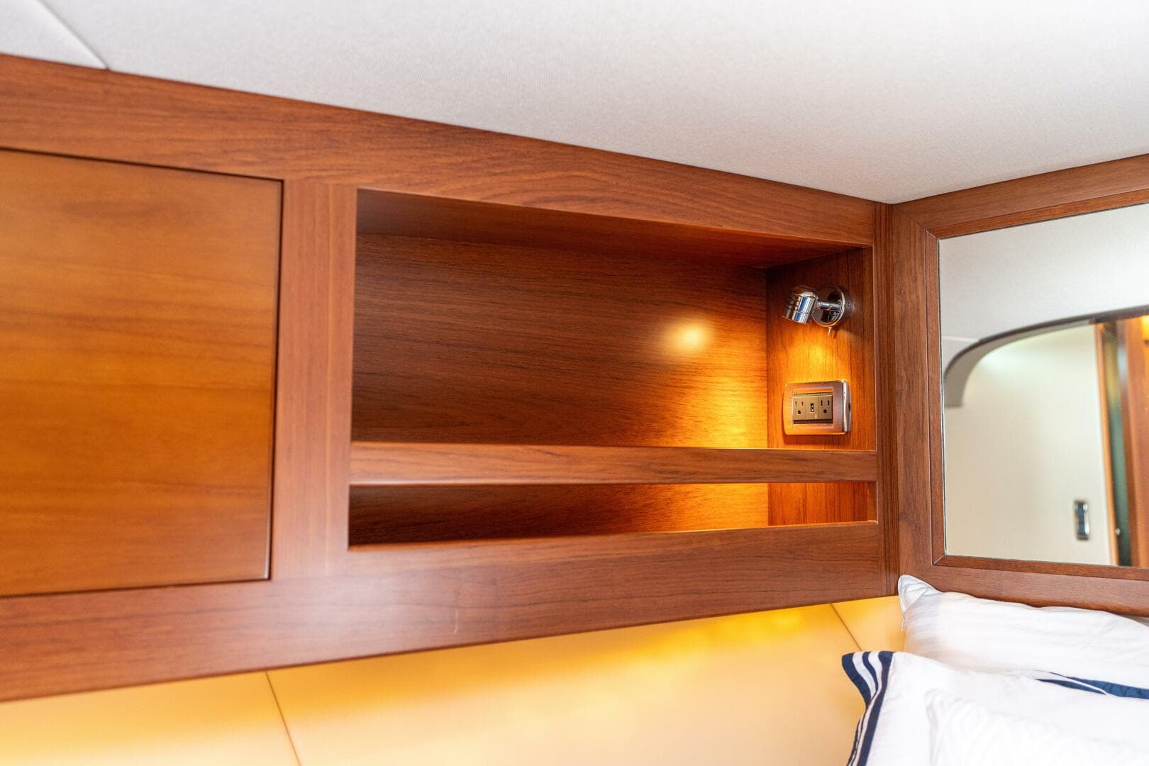 2016 Palm Beach Motor Yachts Pb 50 — photo 90